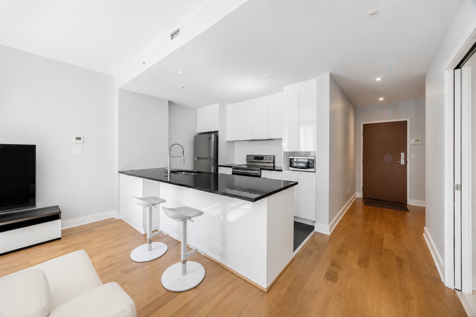 









4959


Rue Jean-Talon O.

, 403,
Montréal (Côte-des-Neiges/Notre-Dame-de-Grâce),




QC
H4P0B8

