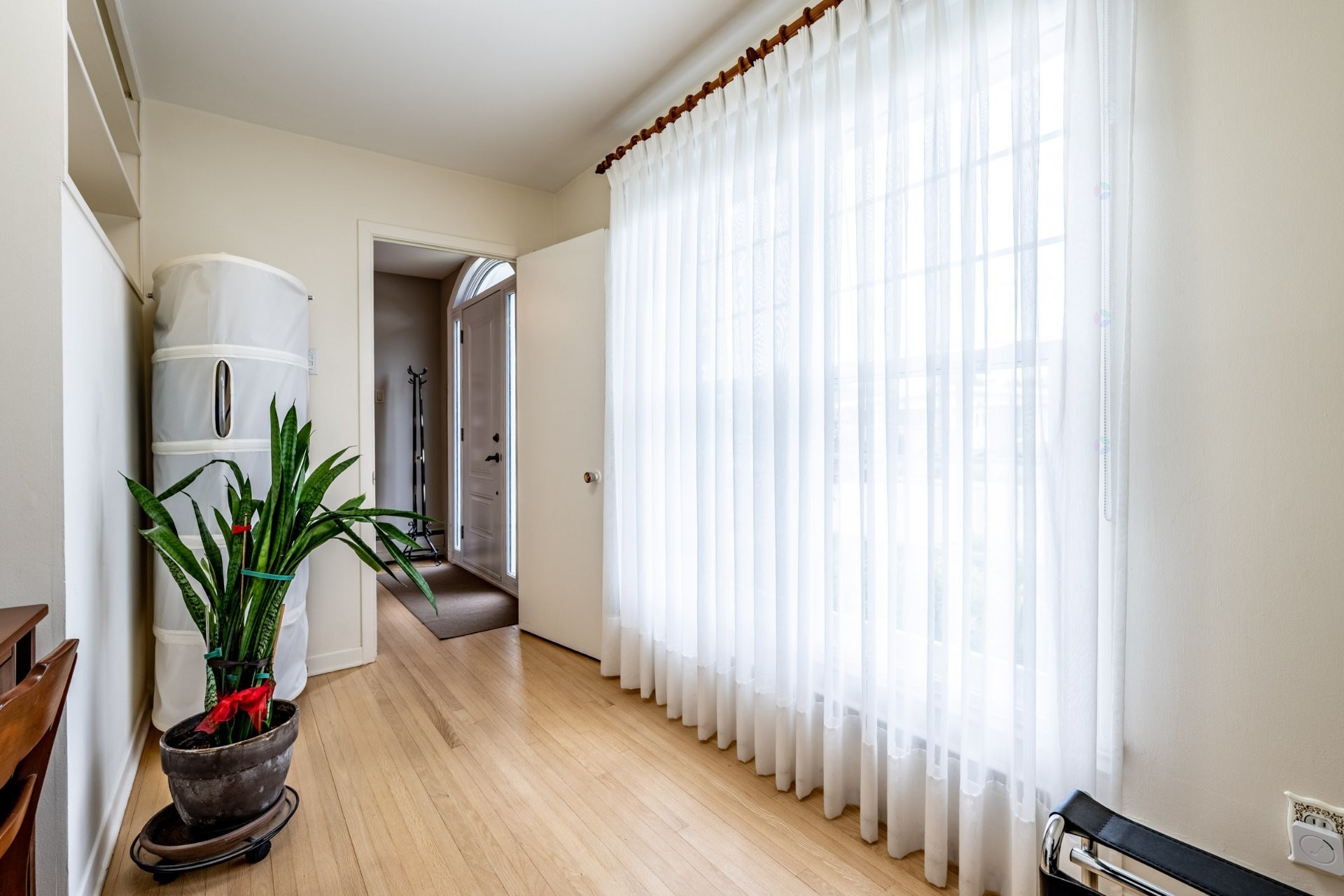 









471


Rue Gélinas

,
Trois-Rivières,




QC
G8T7E4

