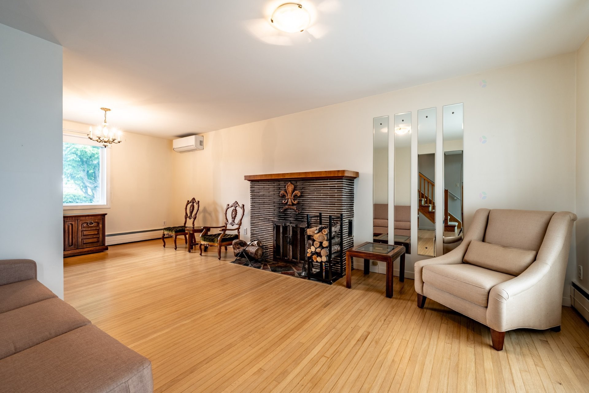 









471


Rue Gélinas

,
Trois-Rivières,




QC
G8T7E4

