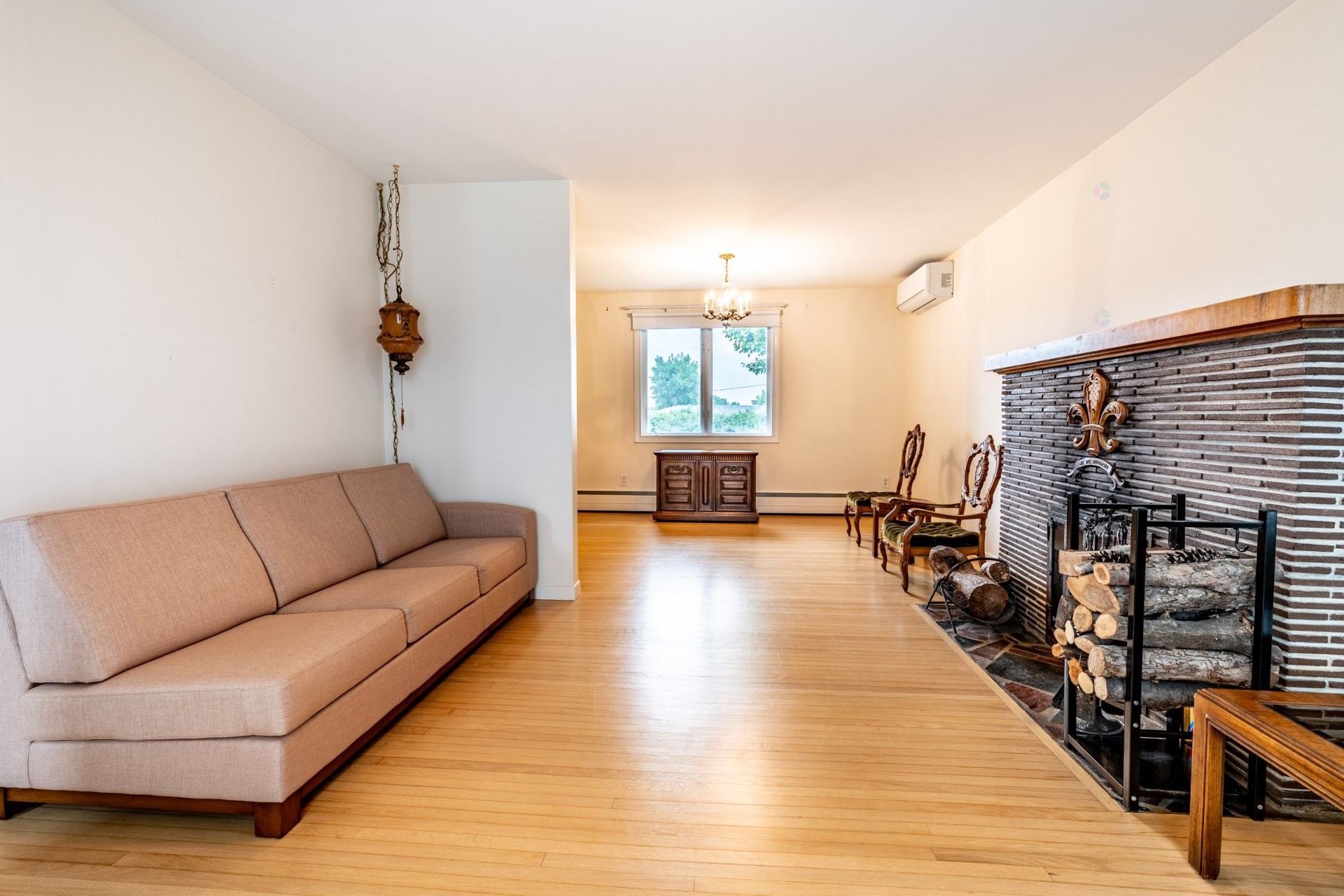









471


Rue Gélinas

,
Trois-Rivières,




QC
G8T7E4

