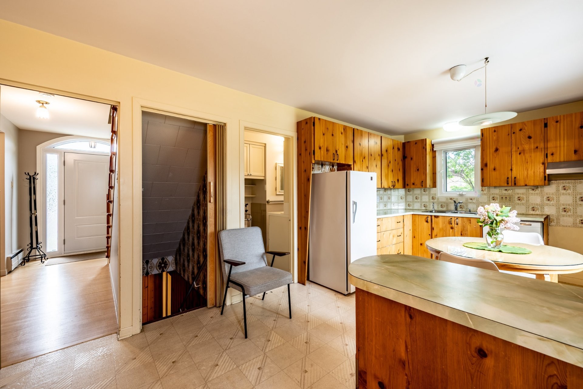 









471


Rue Gélinas

,
Trois-Rivières,




QC
G8T7E4

