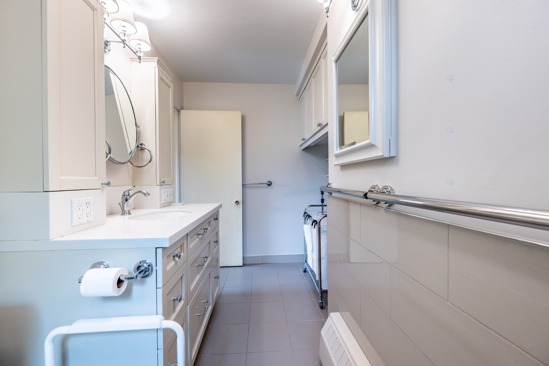 









471


Rue Gélinas

,
Trois-Rivières,




QC
G8T7E4

