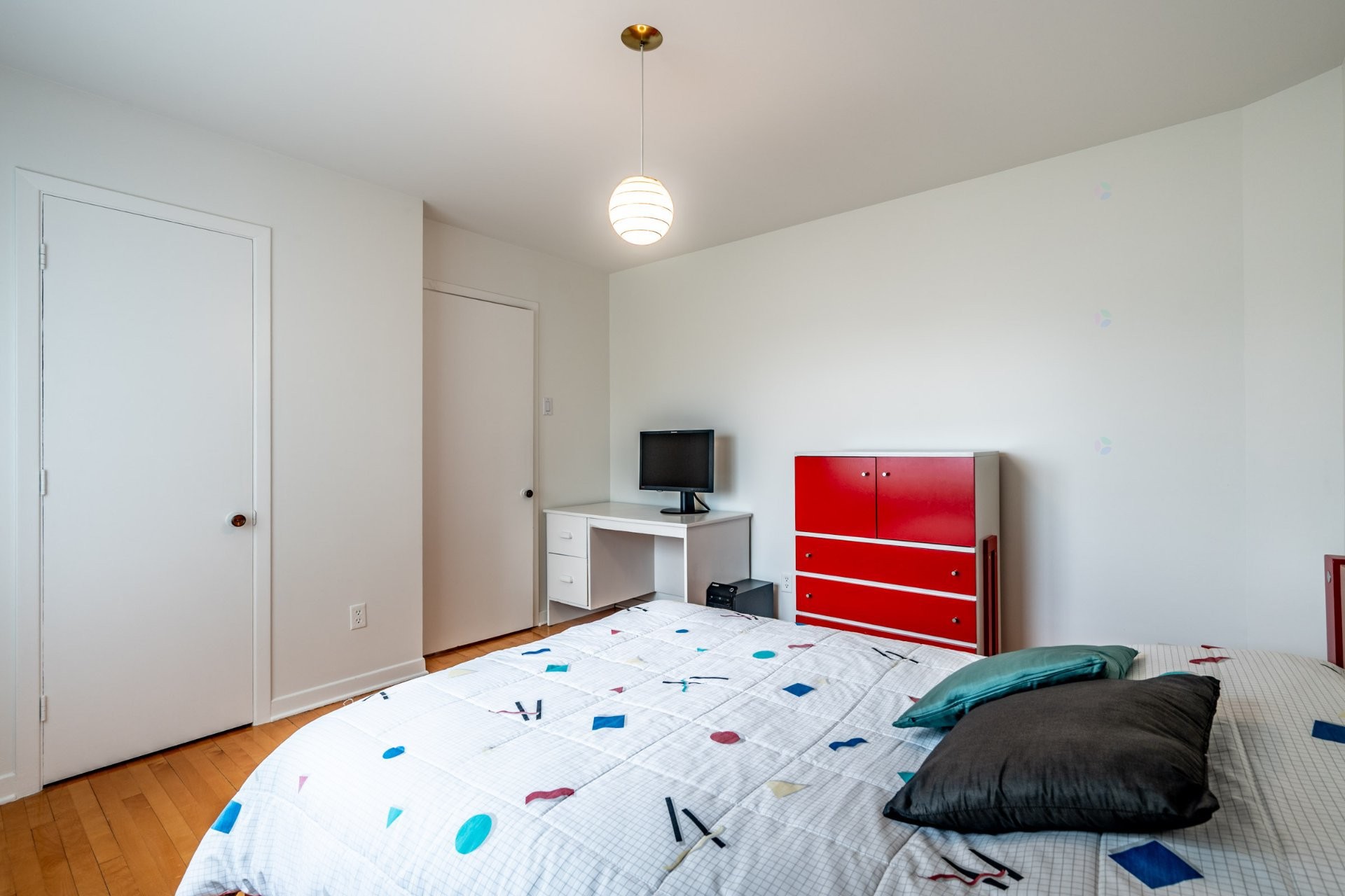 









471


Rue Gélinas

,
Trois-Rivières,




QC
G8T7E4

