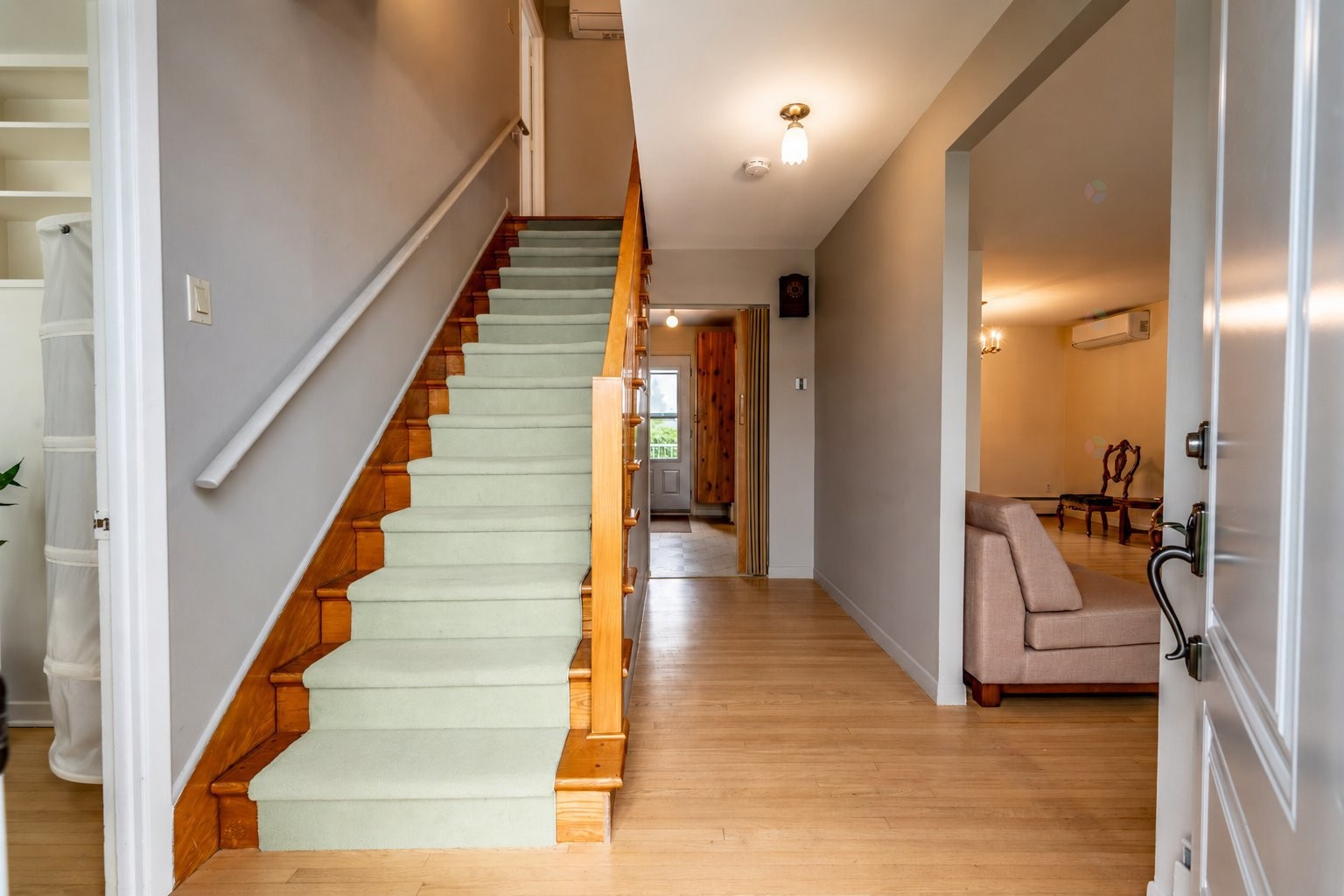 









471


Rue Gélinas

,
Trois-Rivières,




QC
G8T7E4

