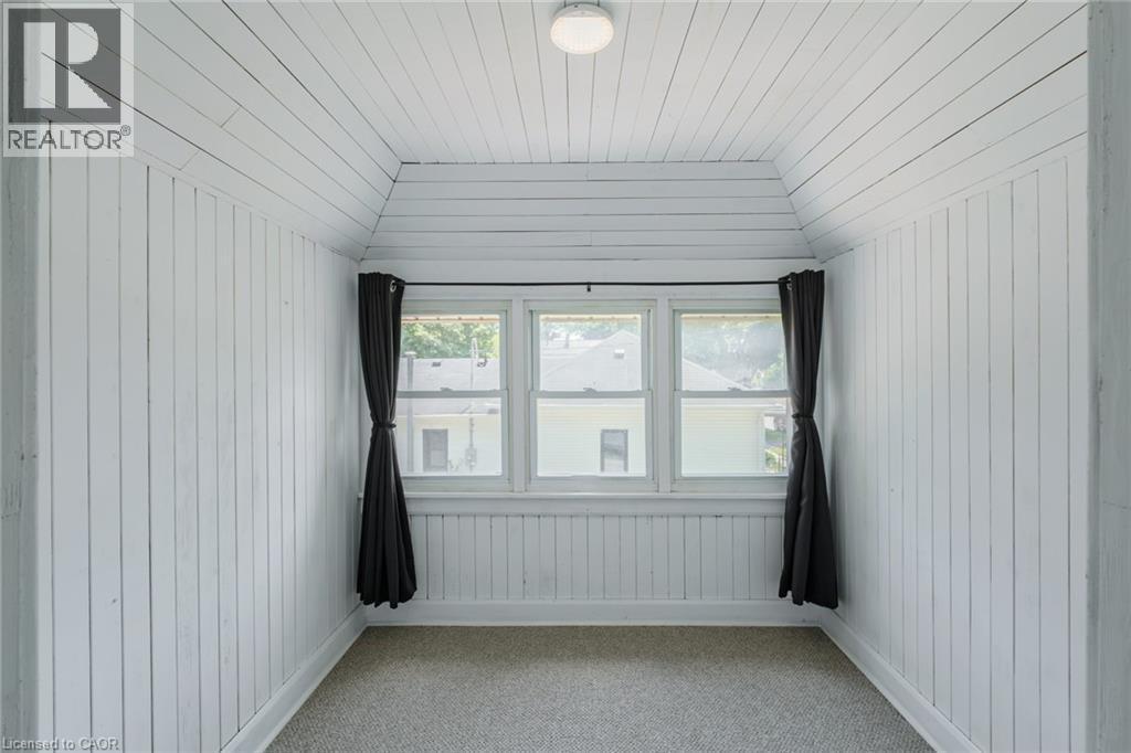 












241 TALBOT Street S

,
Simcoe,




Ontario
N3Y3A1

