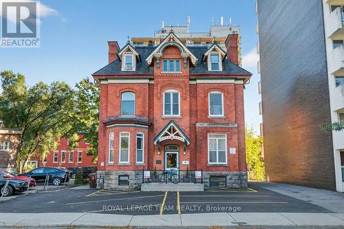 Featured Listing Photo 