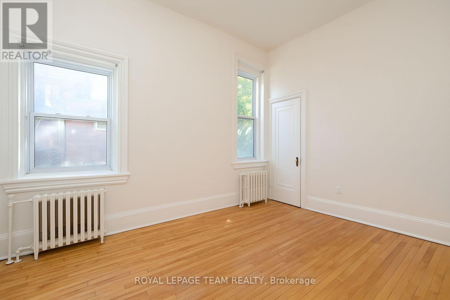 












260 SOMERSET STREET W

,
Ottawa,




Ontario
K2P0J6

