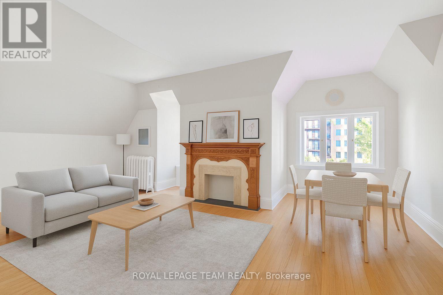 












260 SOMERSET STREET W

,
Ottawa,




Ontario
K2P0J6

