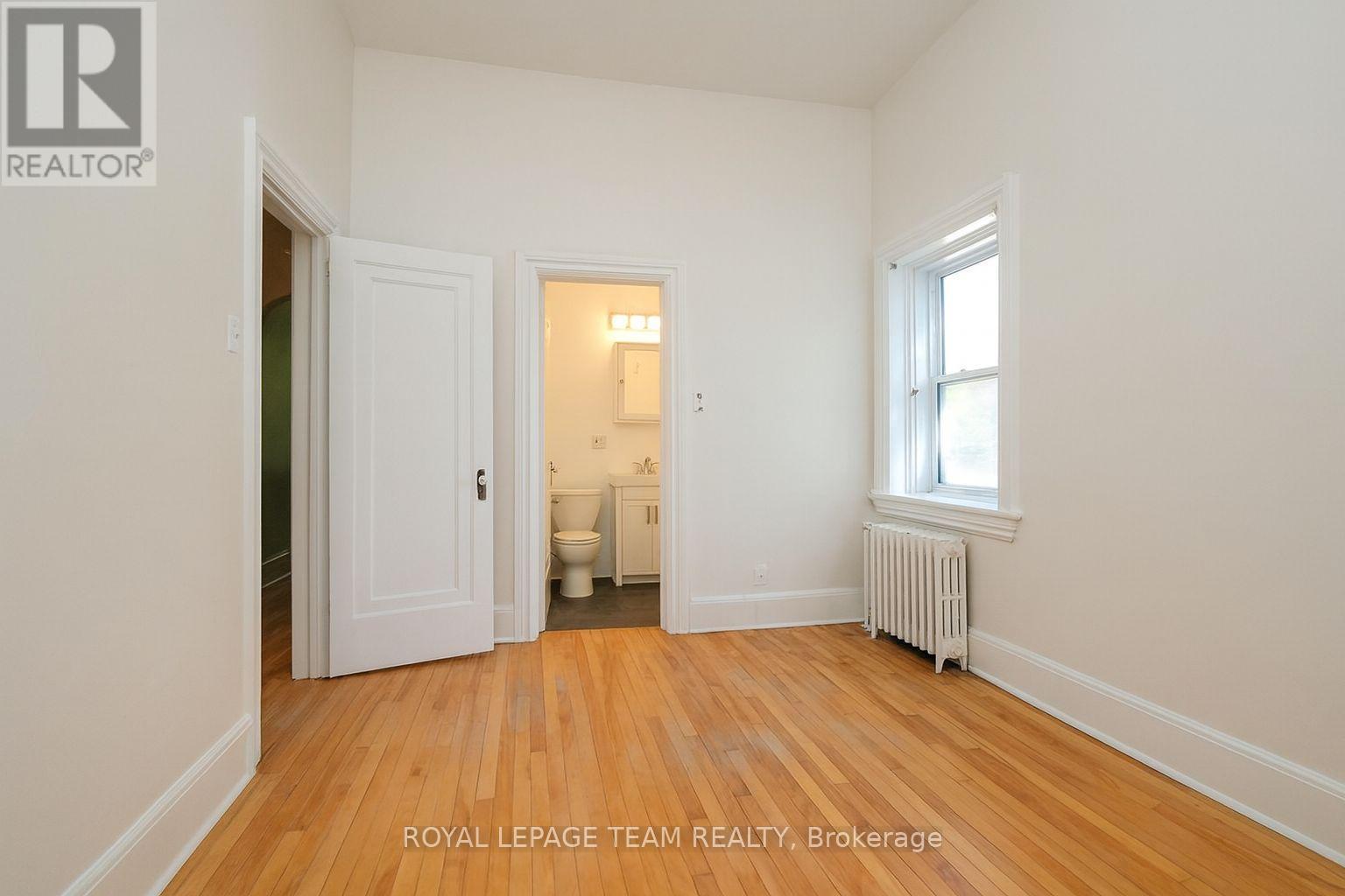 












260 SOMERSET STREET W

,
Ottawa,




Ontario
K2P0J6


