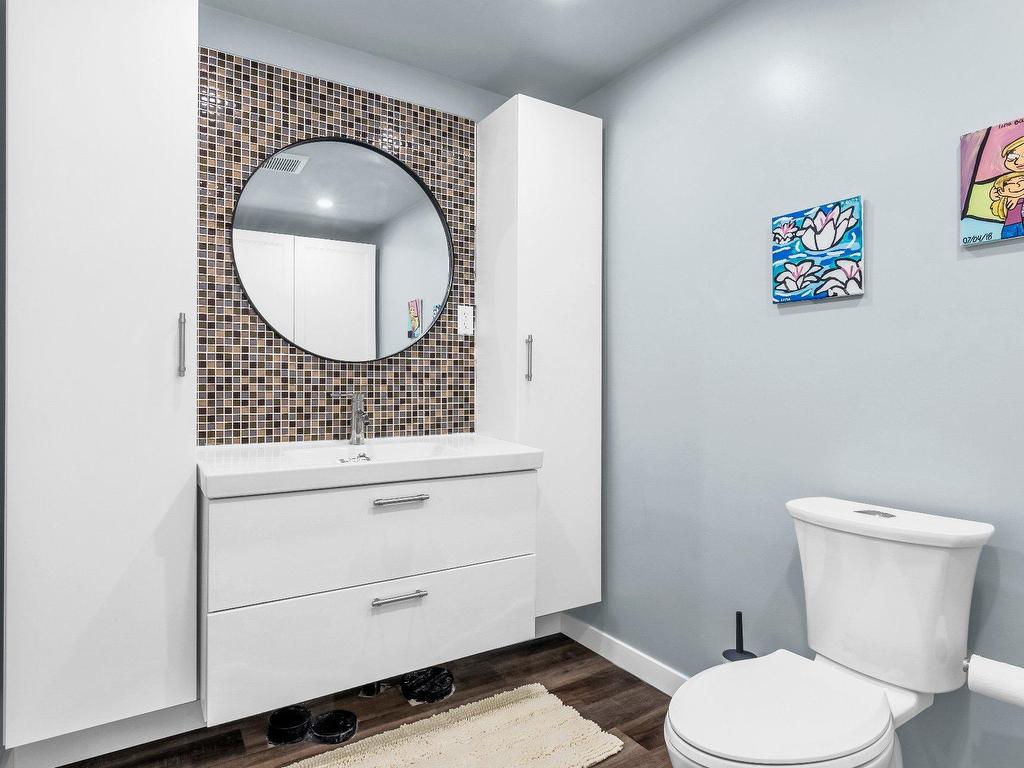 









18436


Rue du Manoir

,
Pierrefonds-Roxboro (Montréal),




QC
H9K1J3

