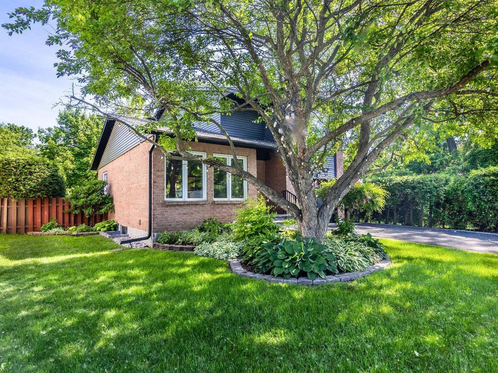 









18436


Rue du Manoir

,
Pierrefonds-Roxboro (Montréal),




QC
H9K1J3

