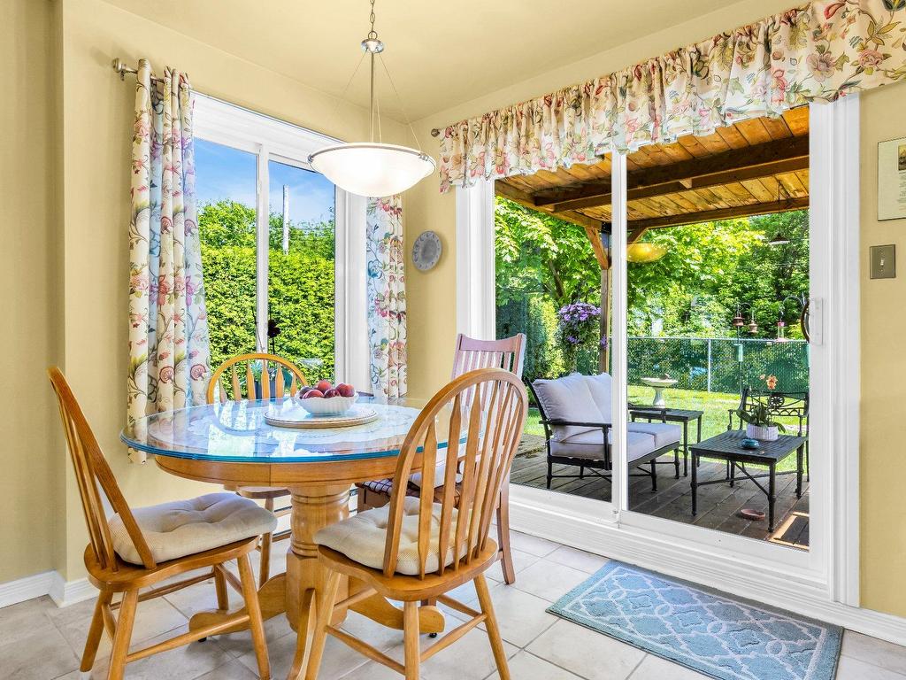 









18436


Rue du Manoir

,
Pierrefonds-Roxboro (Montréal),




QC
H9K1J3

