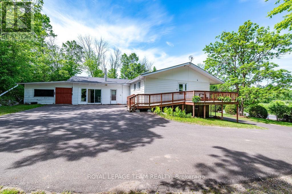 












3697 BURNSTOWN ROAD

,
Horton,




Ontario
K7V3Z4

