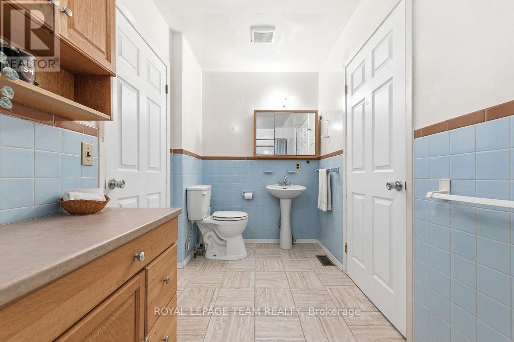 












3697 BURNSTOWN ROAD

,
Horton,




Ontario
K7V3Z4

