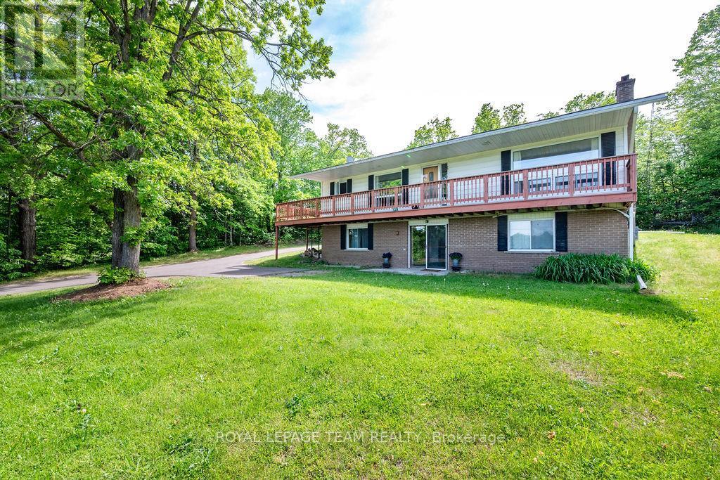 












3697 BURNSTOWN ROAD

,
Horton,




Ontario
K7V3Z4

