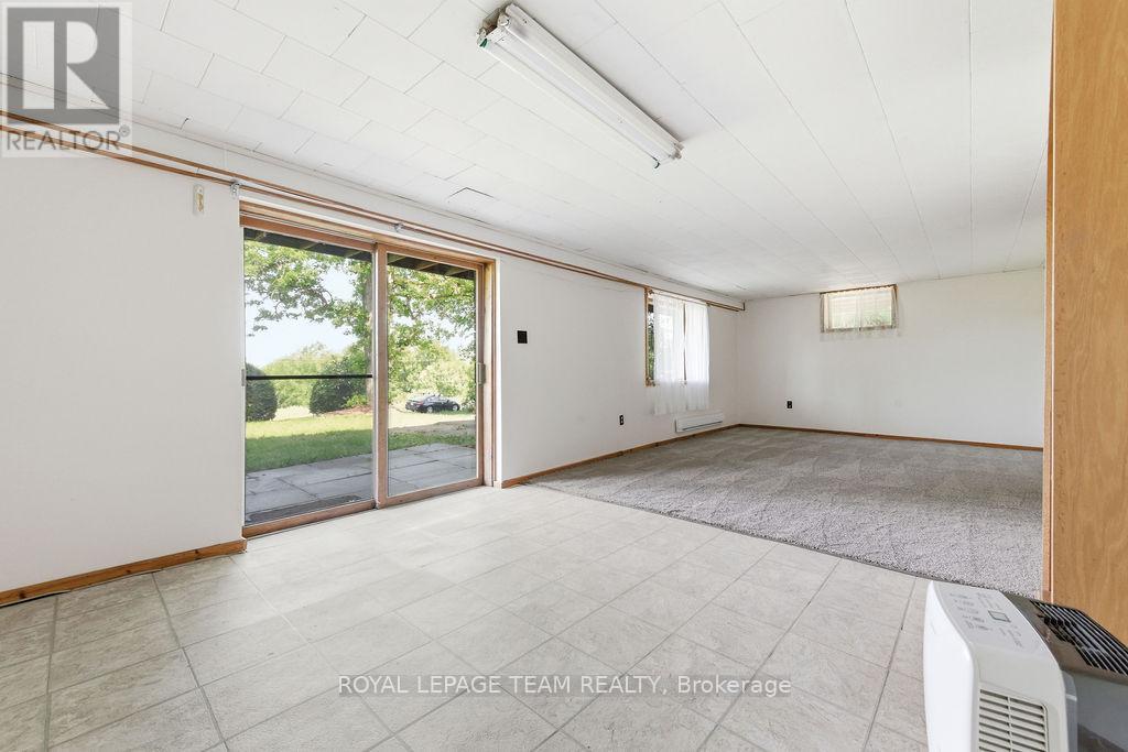 












3697 BURNSTOWN ROAD

,
Horton,




Ontario
K7V3Z4

