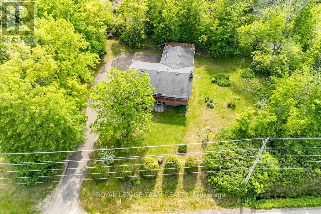 












3697 BURNSTOWN ROAD

,
Horton,




Ontario
K7V3Z4

