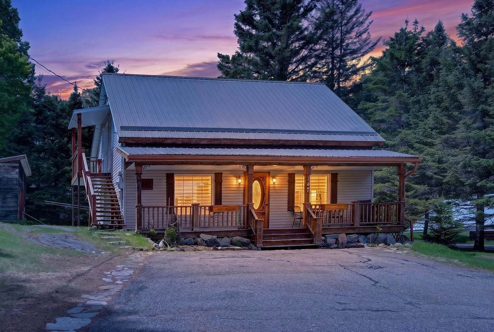 









147


Rue Labelle S.

,
Rivière-Rouge,




QC
J0T1T0

