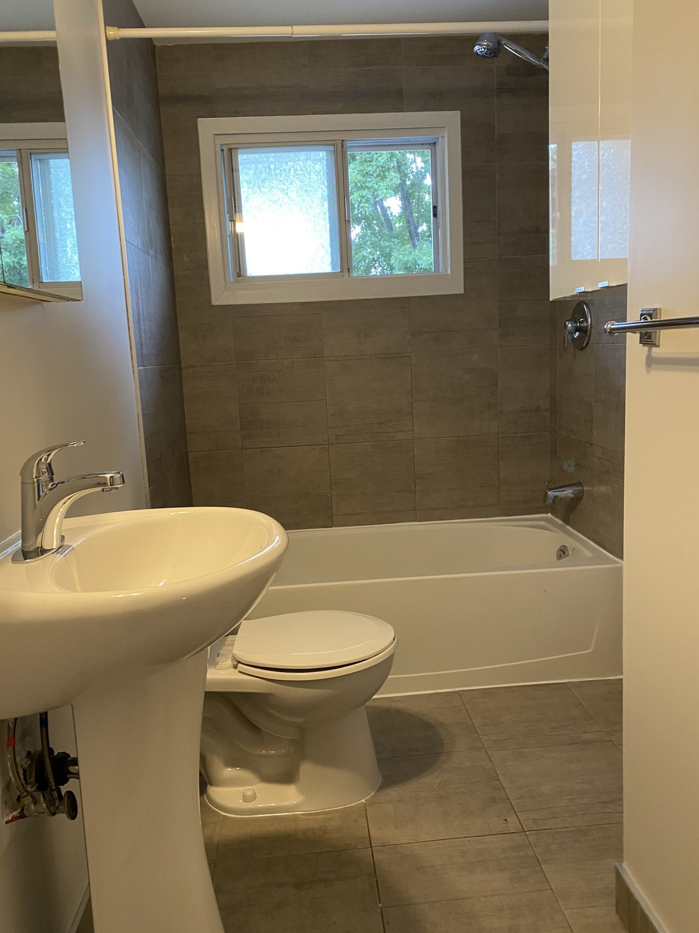









16


Rue Beauchemin

, 4,
Varennes,




QC
J3X1R1

