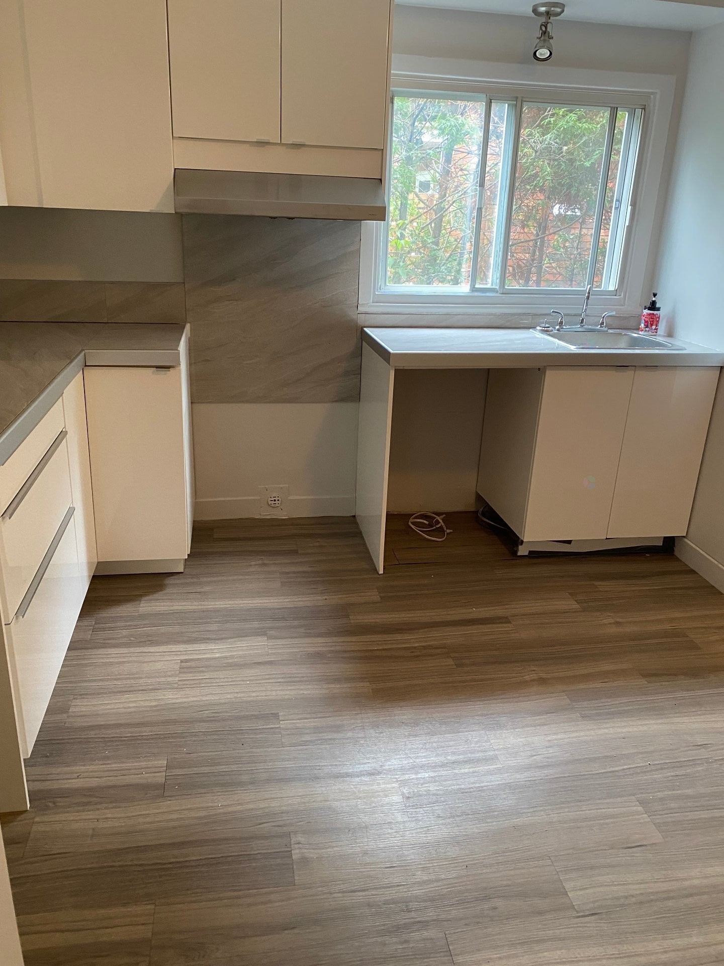 









16


Rue Beauchemin

, 4,
Varennes,




QC
J3X1R1

