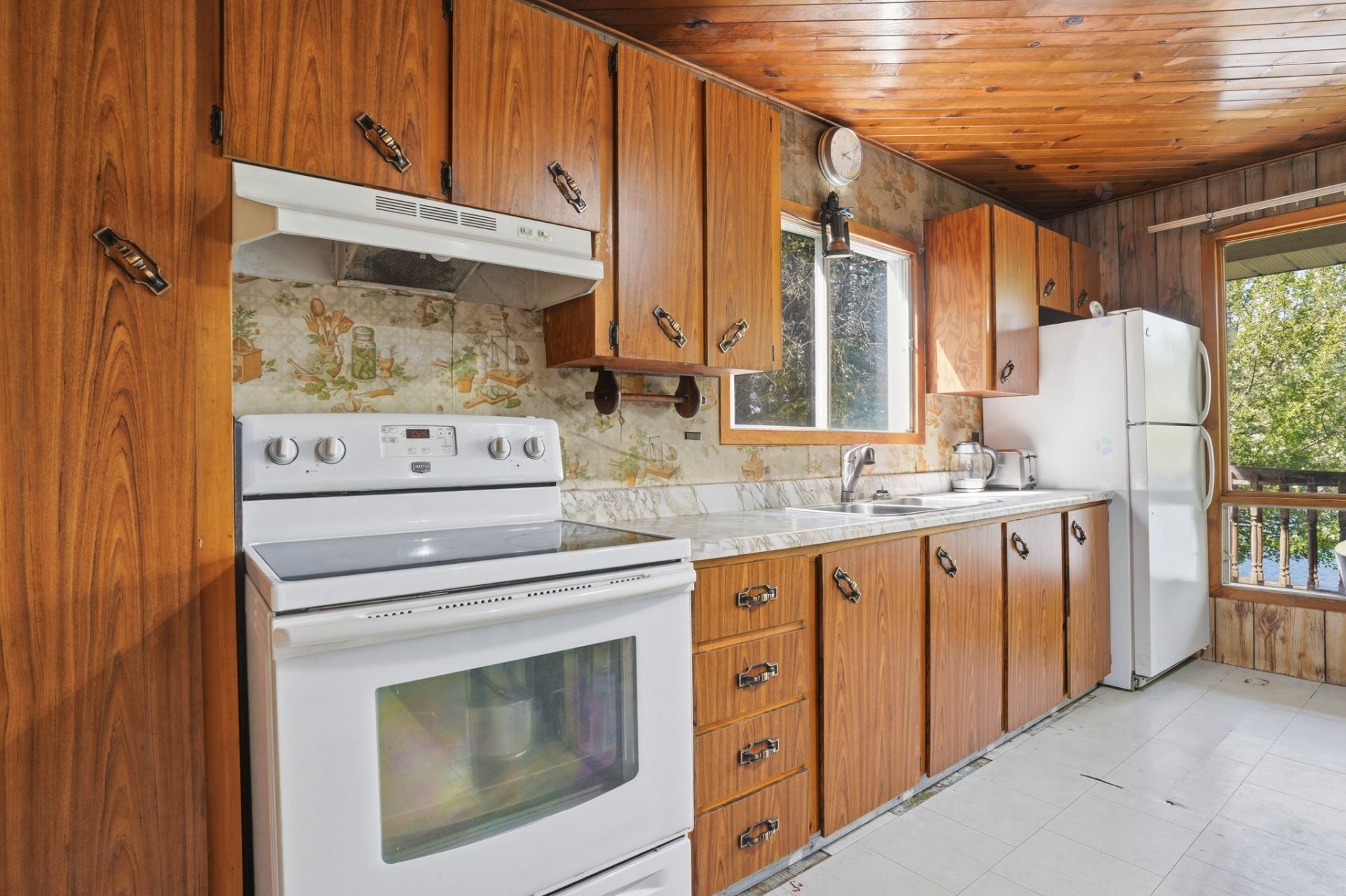 









135


Ch. Laporte

,
Val-des-Bois,




QC
J0X3C0

