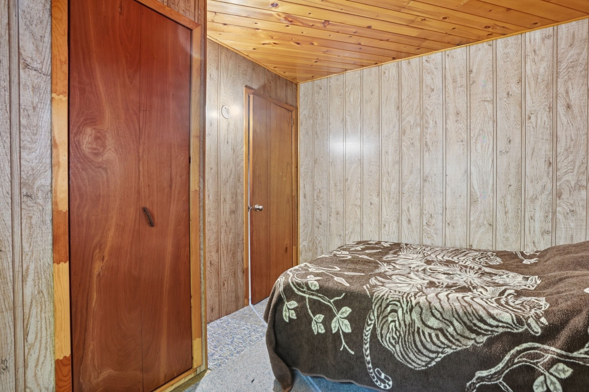 









135


Ch. Laporte

,
Val-des-Bois,




QC
J0X3C0

