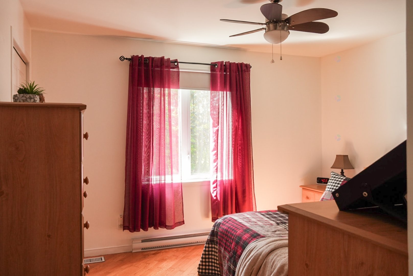 









1615


Rue Louis-de-France

,
Trois-Rivières,




QC
G8W2C3

