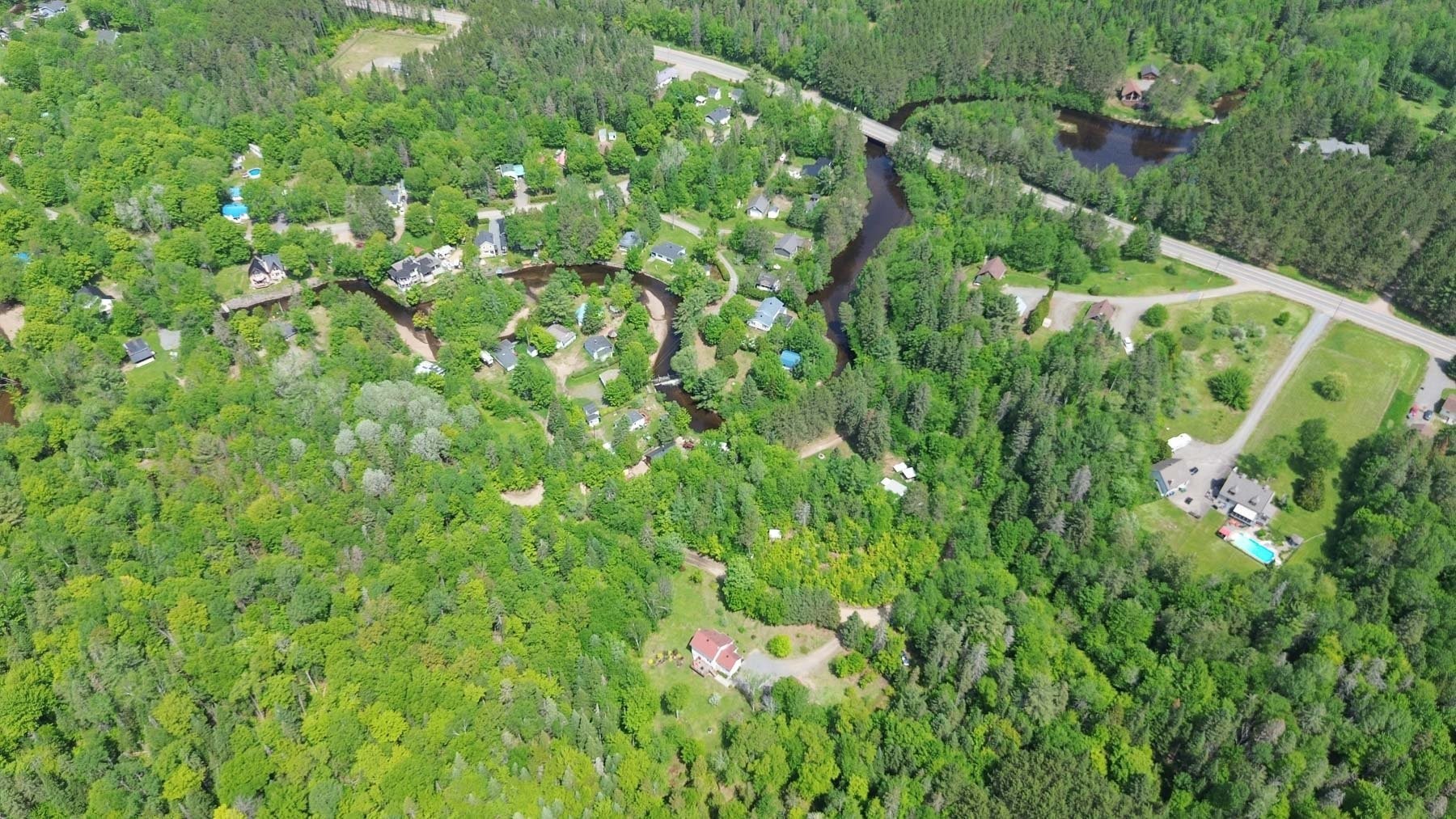









520


Ch. de la Petite-Mékinac N.

,
Saint-Tite,




QC
G0X3H0


