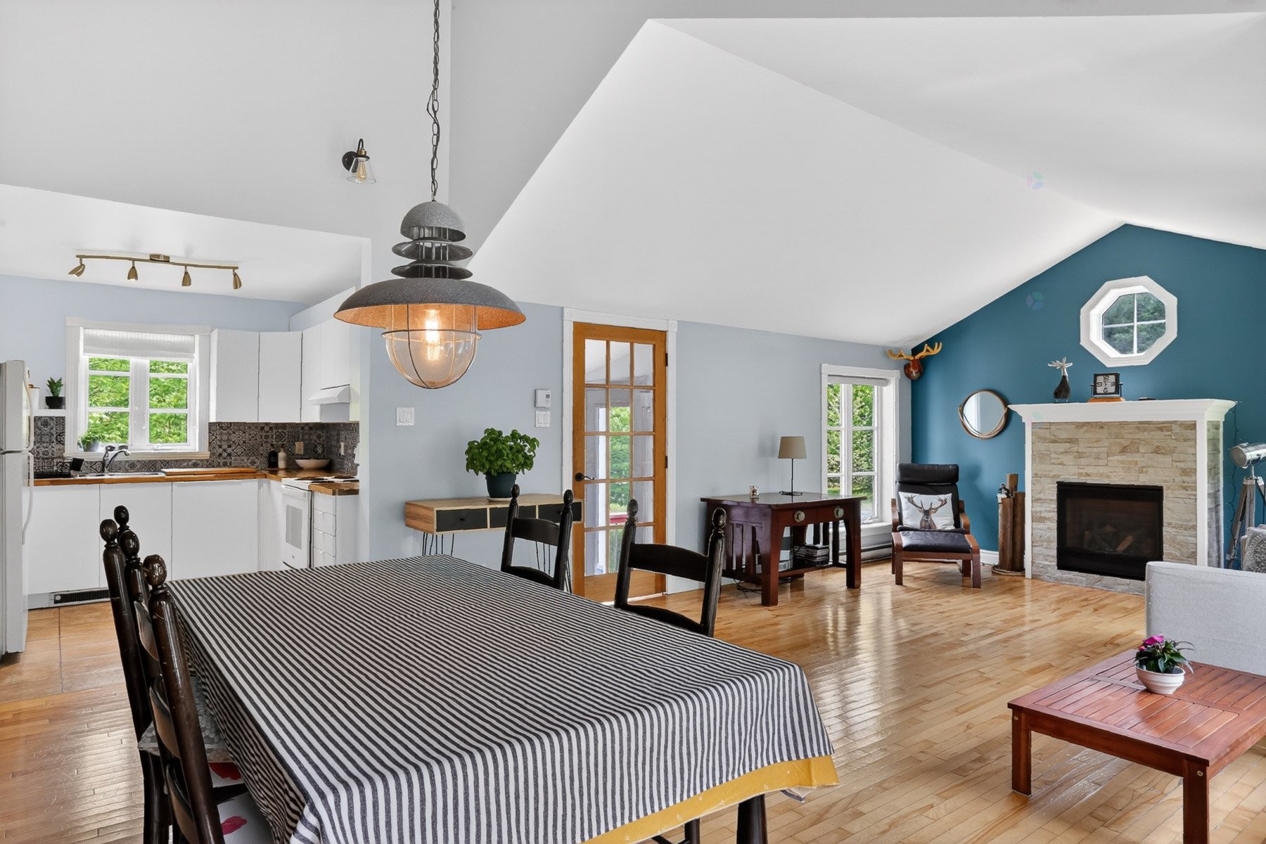 









520


Ch. de la Petite-Mékinac N.

,
Saint-Tite,




QC
G0X3H0

