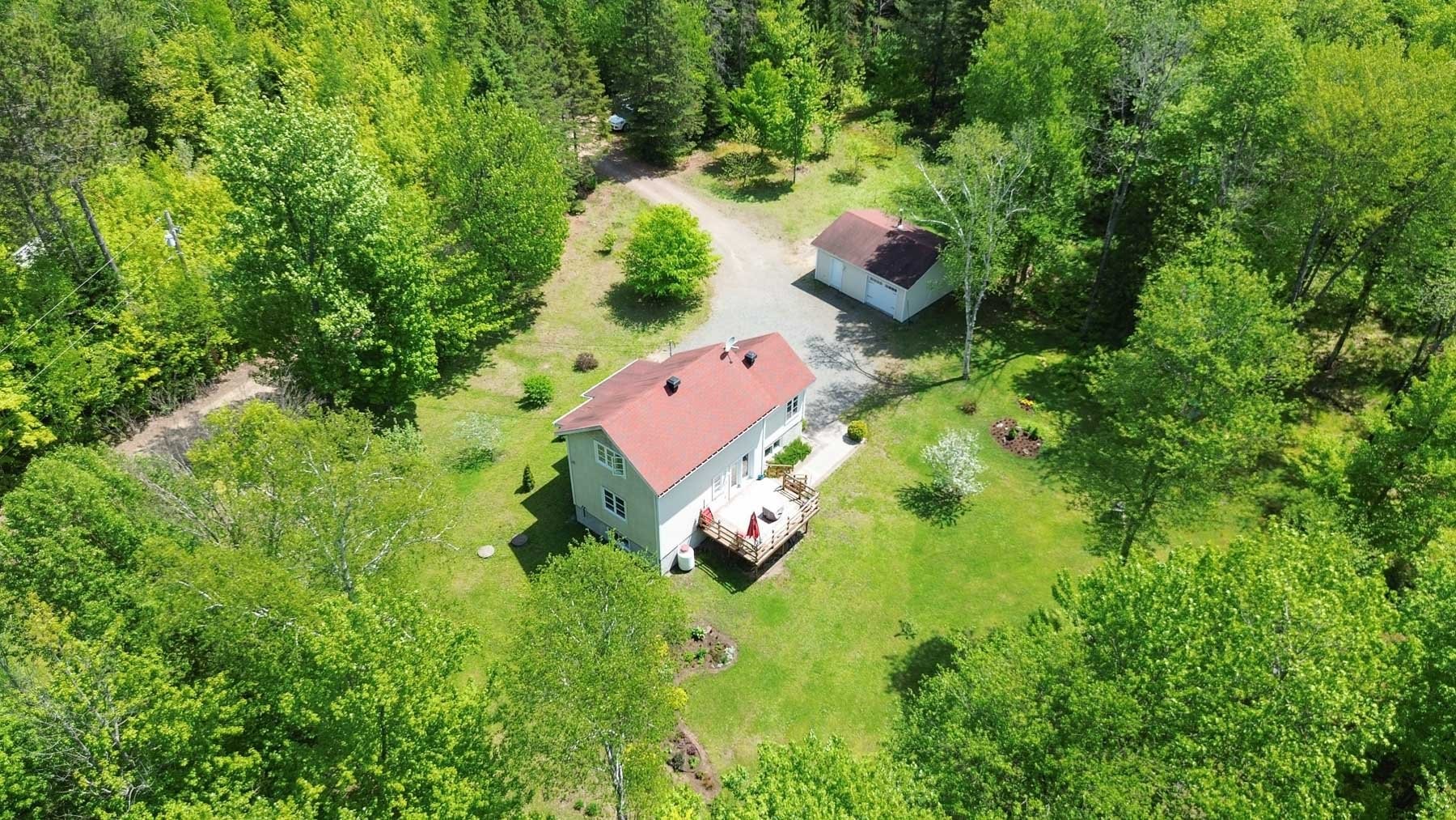 









520


Ch. de la Petite-Mékinac N.

,
Saint-Tite,




QC
G0X3H0


