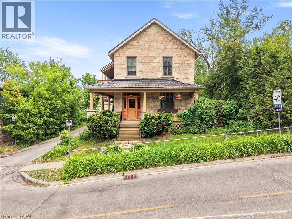 












19 LONDON Road E

,
Guelph,




Ontario
N1H2B2

