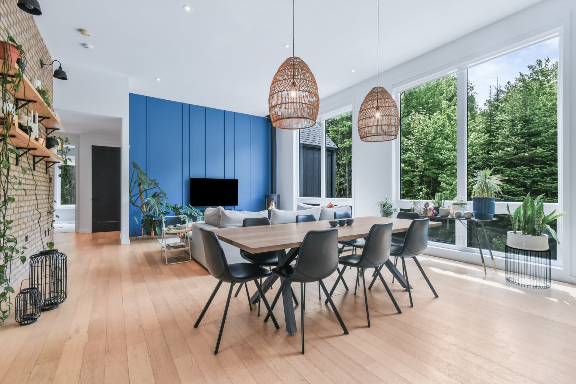 









7015


Ch. Marcil

,
Saint-Sauveur,




QC
J0R1R1

