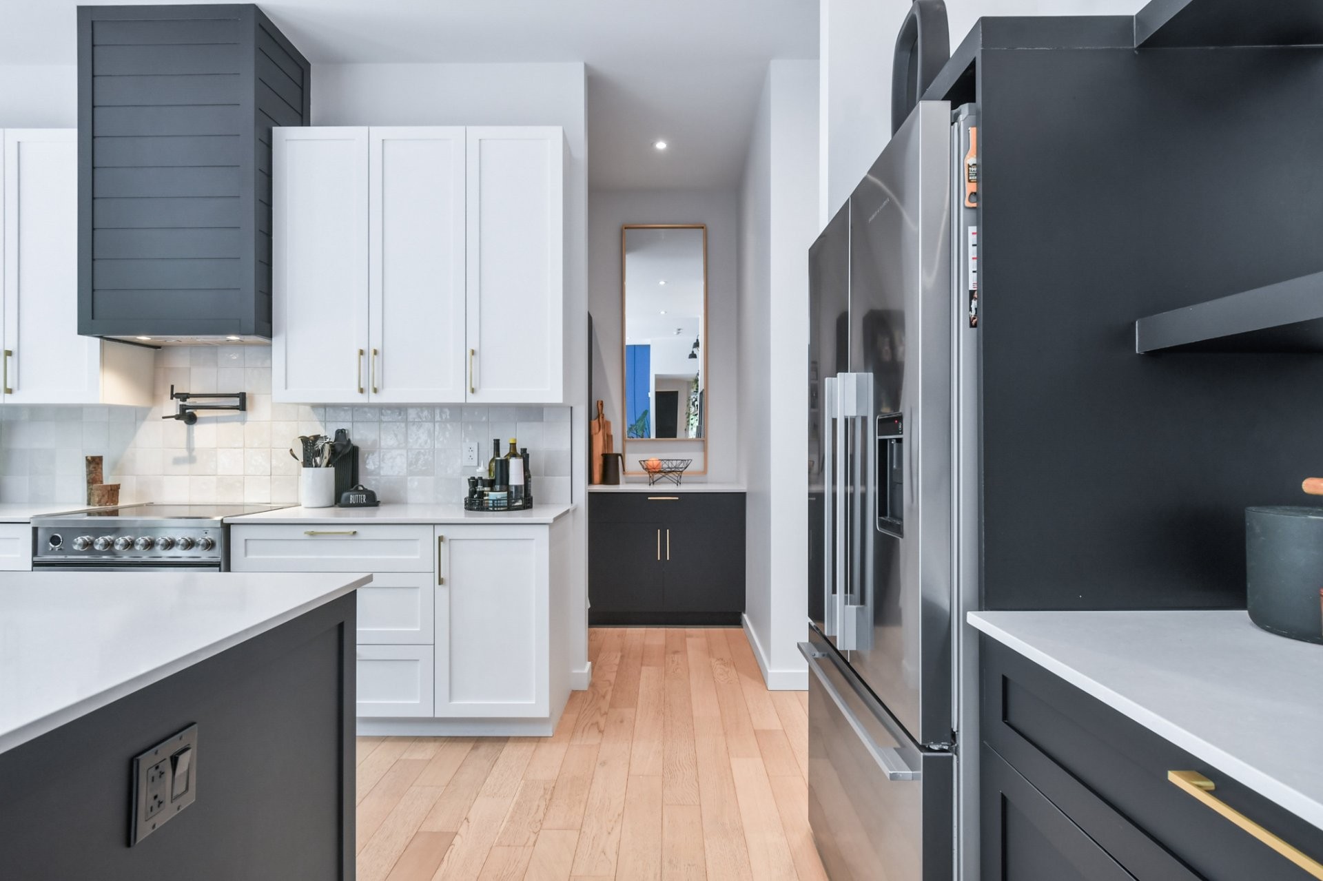 









7015


Ch. Marcil

,
Saint-Sauveur,




QC
J0R1R1

