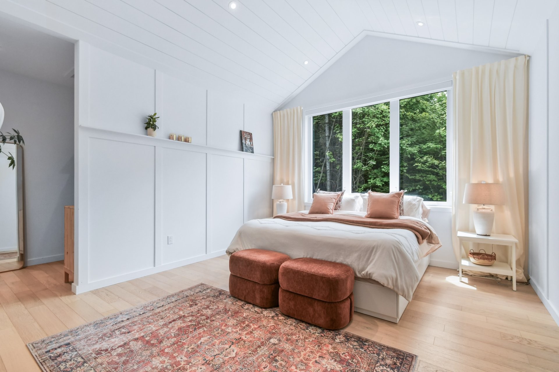 









7015


Ch. Marcil

,
Saint-Sauveur,




QC
J0R1R1

