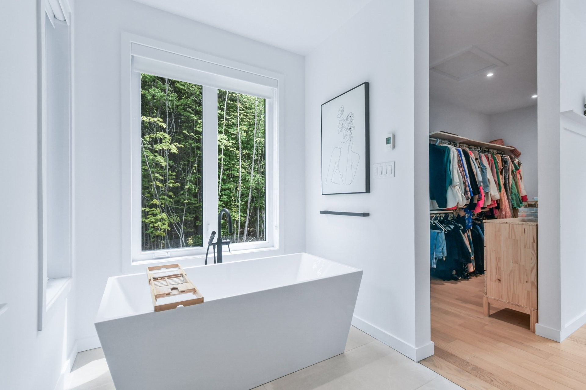 









7015


Ch. Marcil

,
Saint-Sauveur,




QC
J0R1R1

