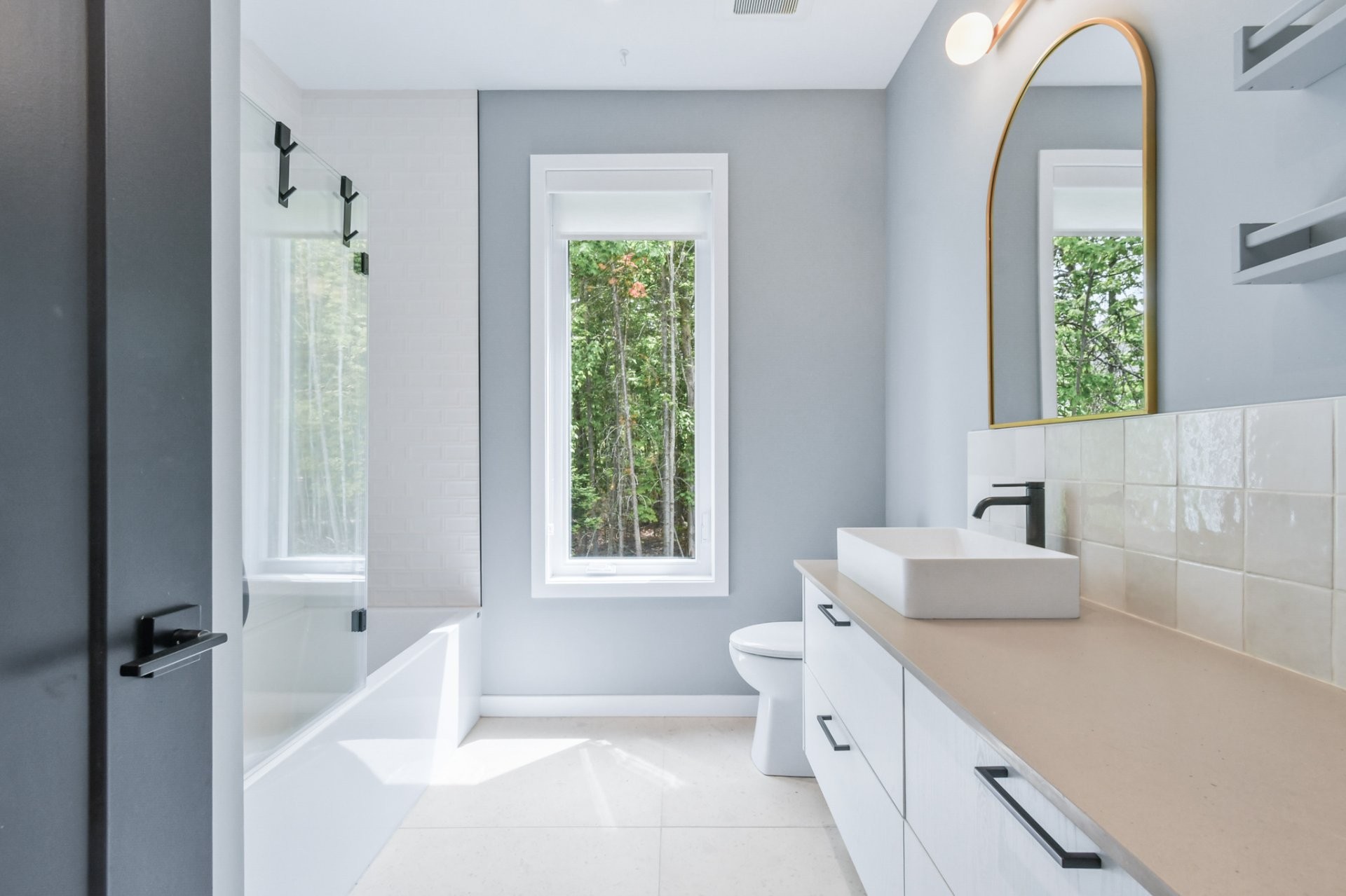 









7015


Ch. Marcil

,
Saint-Sauveur,




QC
J0R1R1

