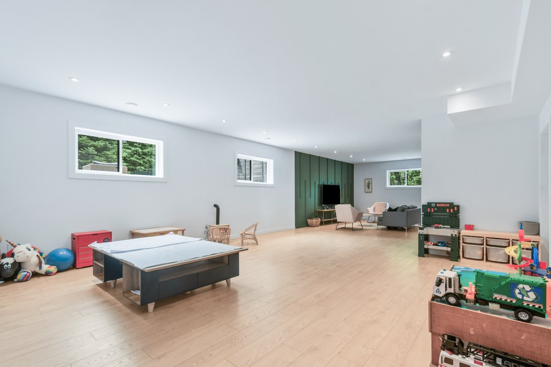









7015


Ch. Marcil

,
Saint-Sauveur,




QC
J0R1R1

