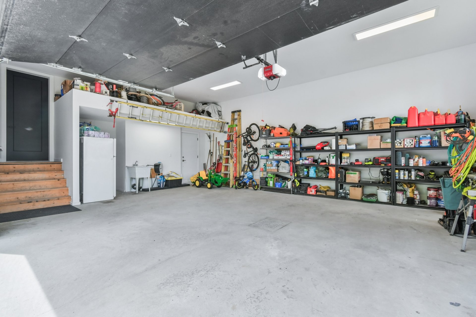 









7015


Ch. Marcil

,
Saint-Sauveur,




QC
J0R1R1

