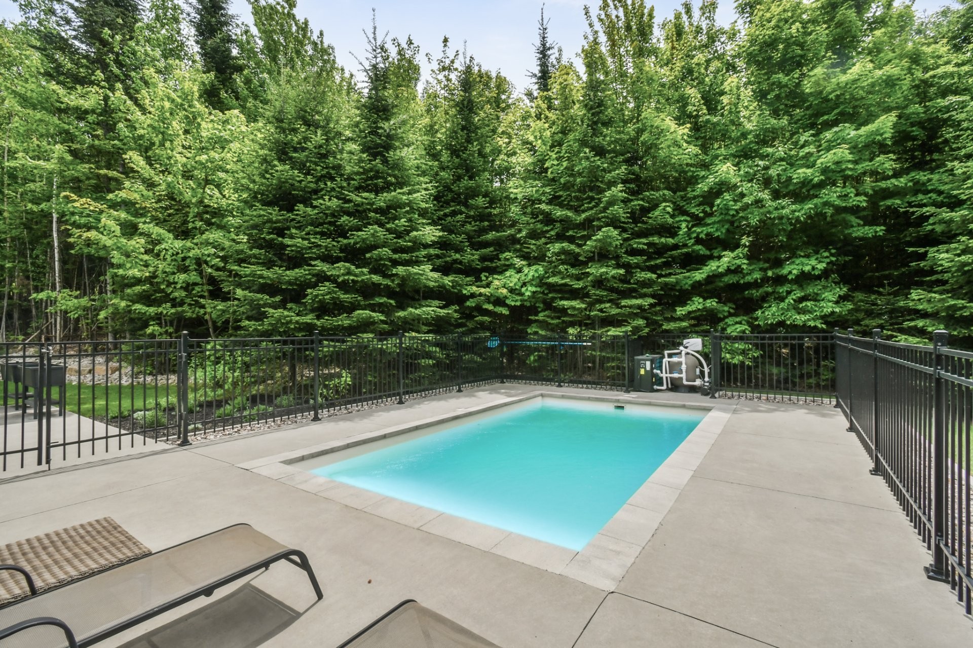 









7015


Ch. Marcil

,
Saint-Sauveur,




QC
J0R1R1


