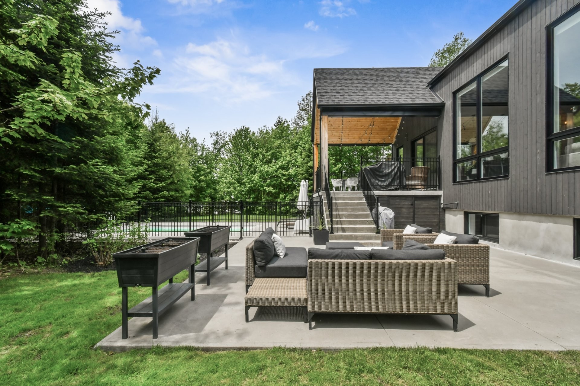 









7015


Ch. Marcil

,
Saint-Sauveur,




QC
J0R1R1

