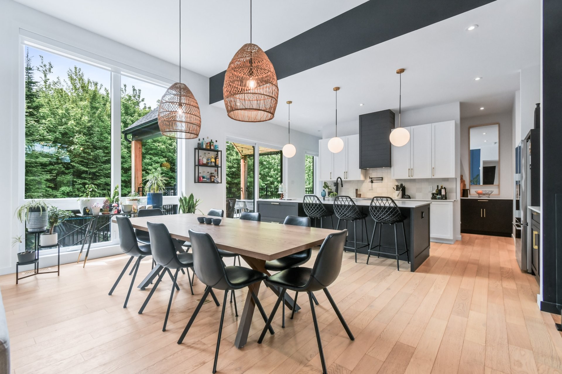 









7015


Ch. Marcil

,
Saint-Sauveur,




QC
J0R1R1

