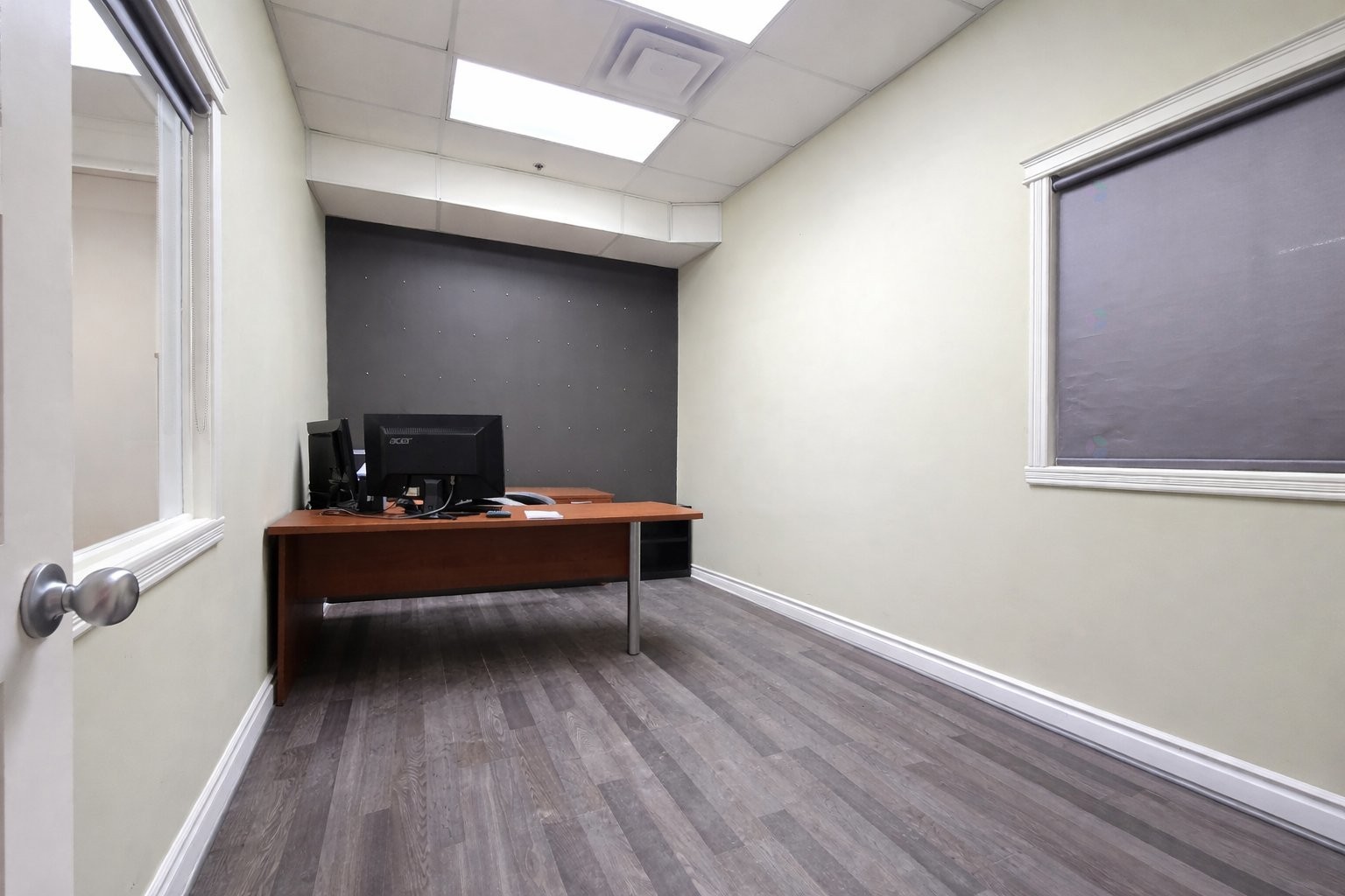 









575


Boul. du Curé-Boivin

,
Boisbriand,




QC
J7G2A8

