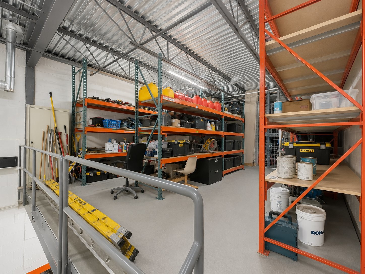 









575


Boul. du Curé-Boivin

,
Boisbriand,




QC
J7G2A8

