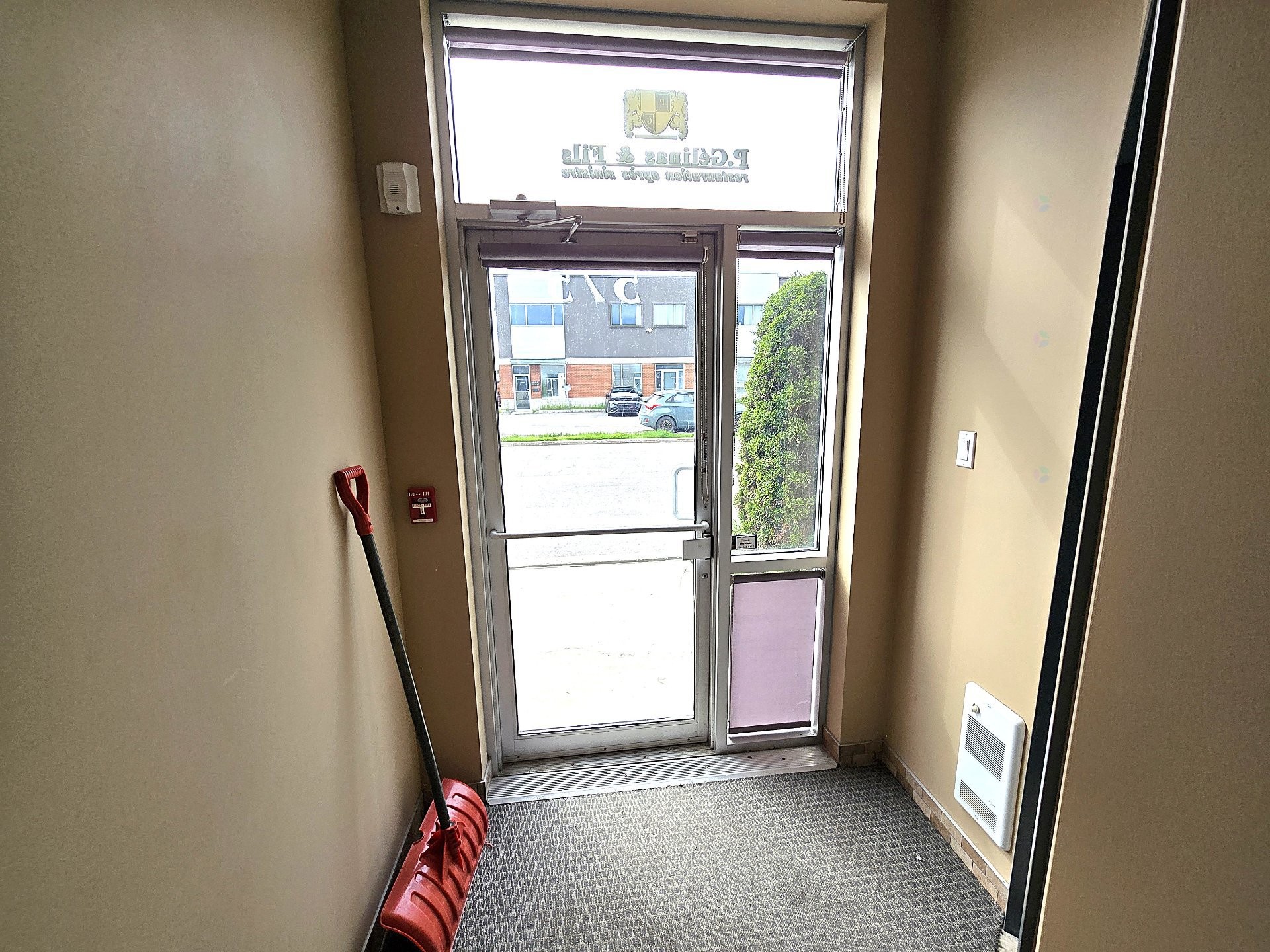 









575


Boul. du Curé-Boivin

,
Boisbriand,




QC
J7G2A8

