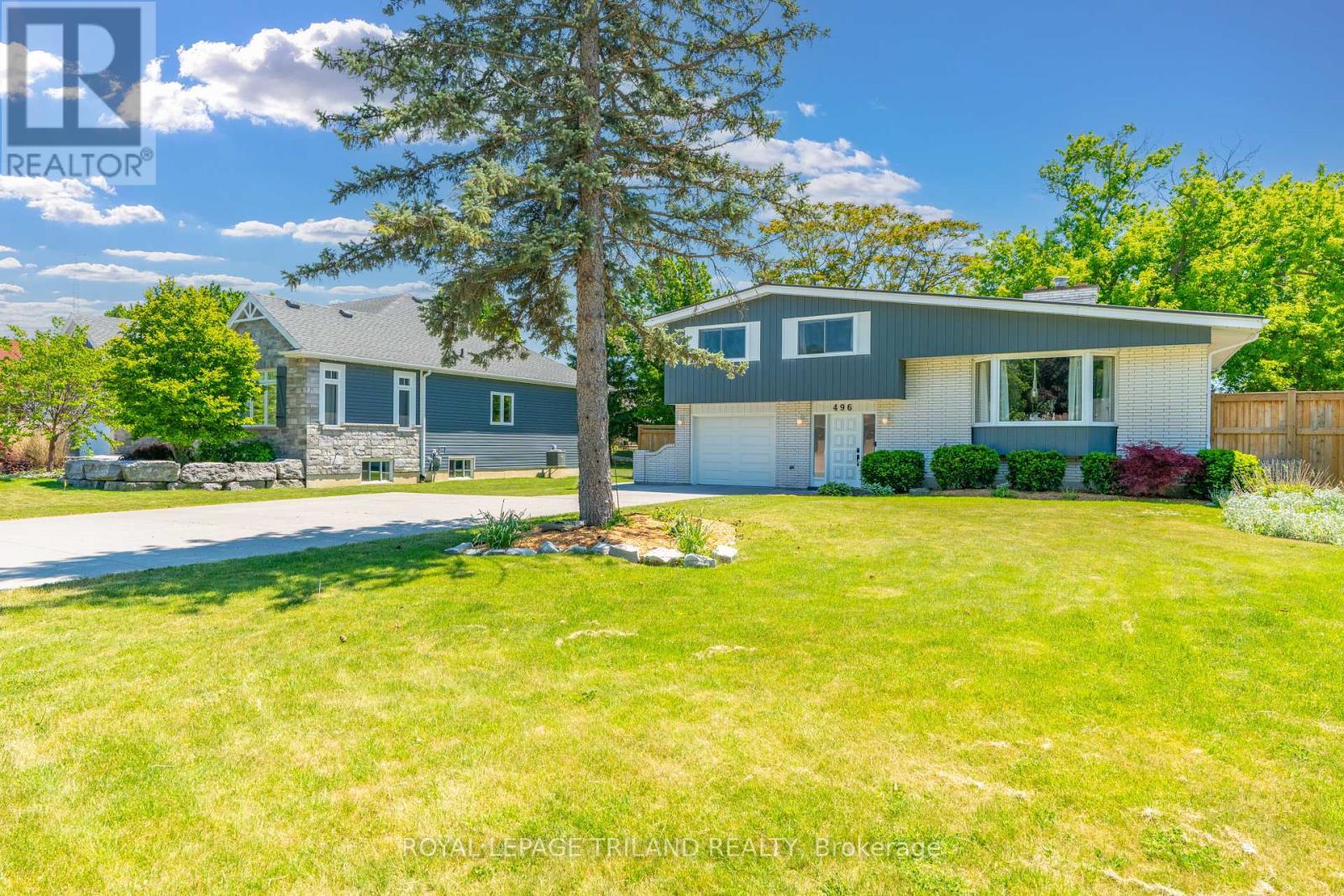 












496 THAMES STREET

,
Plympton-Wyoming (Plympton Wyoming),




Ontario
N0N1T0

