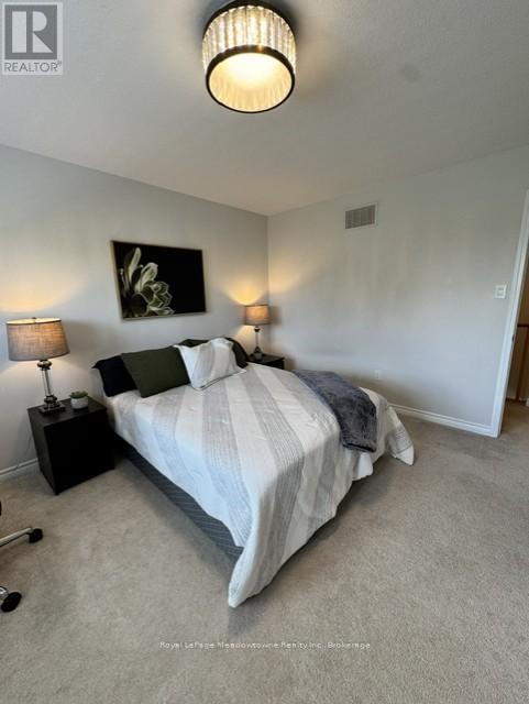 












178 WEST OAK TRAIL

,
Kitchener,




Ontario
N2R0J3

