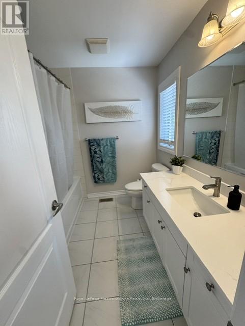 












178 WEST OAK TRAIL

,
Kitchener,




Ontario
N2R0J3

