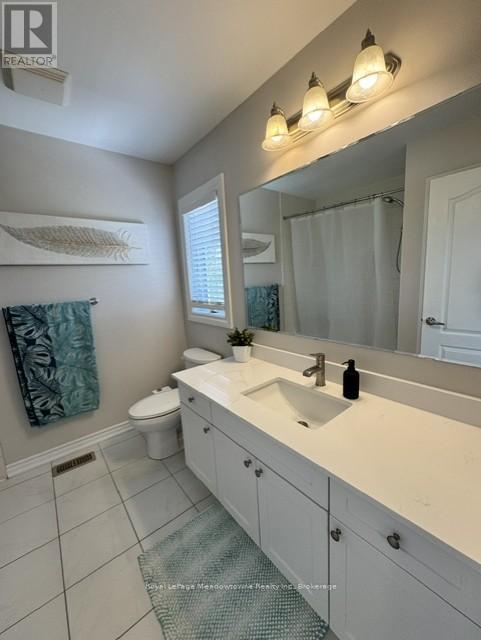 












178 WEST OAK TRAIL

,
Kitchener,




Ontario
N2R0J3

