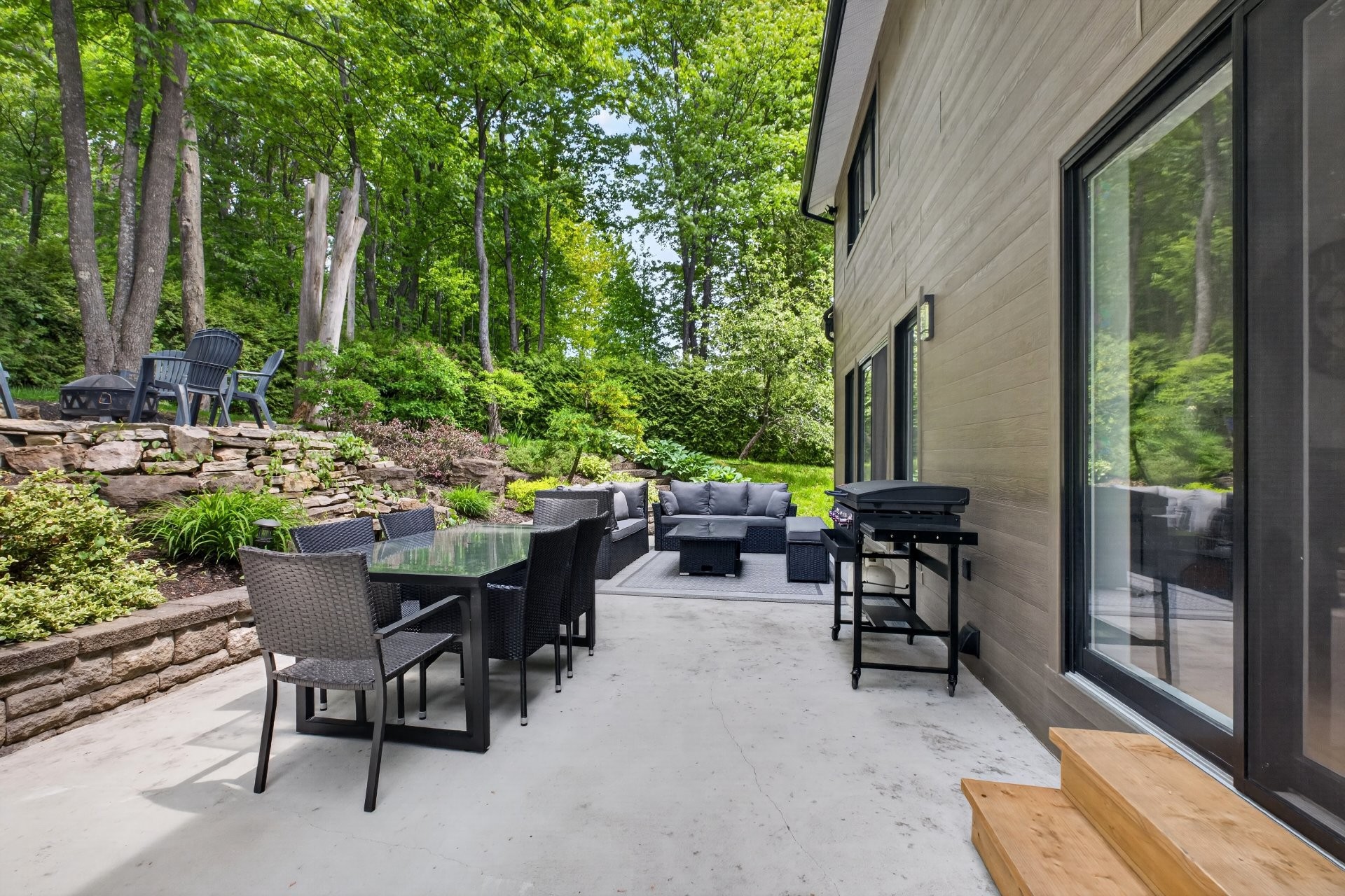 









3225


Rue Bel-Air

,
Sherbrooke (Les Nations),




QC
J1L1A9

