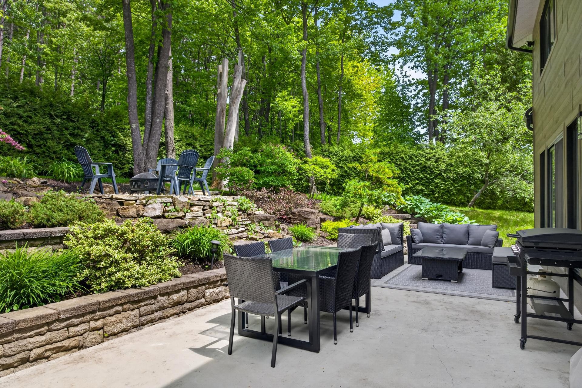 









3225


Rue Bel-Air

,
Sherbrooke (Les Nations),




QC
J1L1A9

